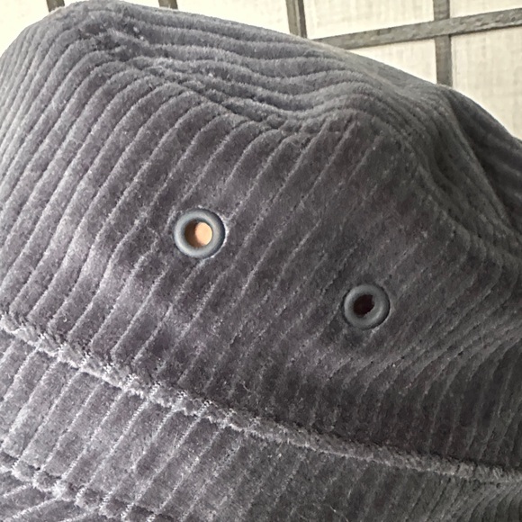 Lululemon Athletica Navy Corduroy Bucket Hat Like New S/M - Picture 3 of 6